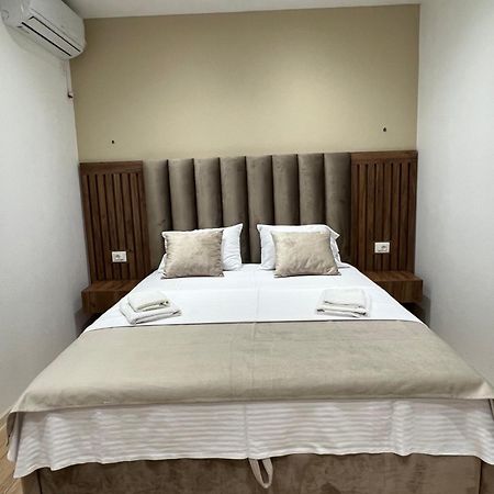 Apartments Duran Улцин Екстериор снимка