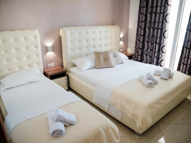 Apartments Duran Улцин Екстериор снимка