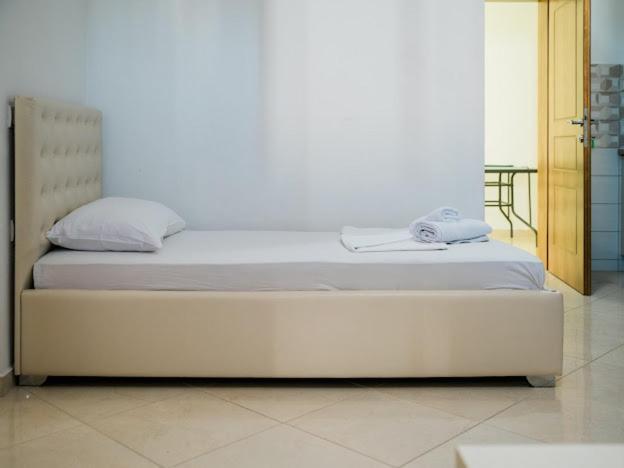 Apartments Duran Улцин Екстериор снимка