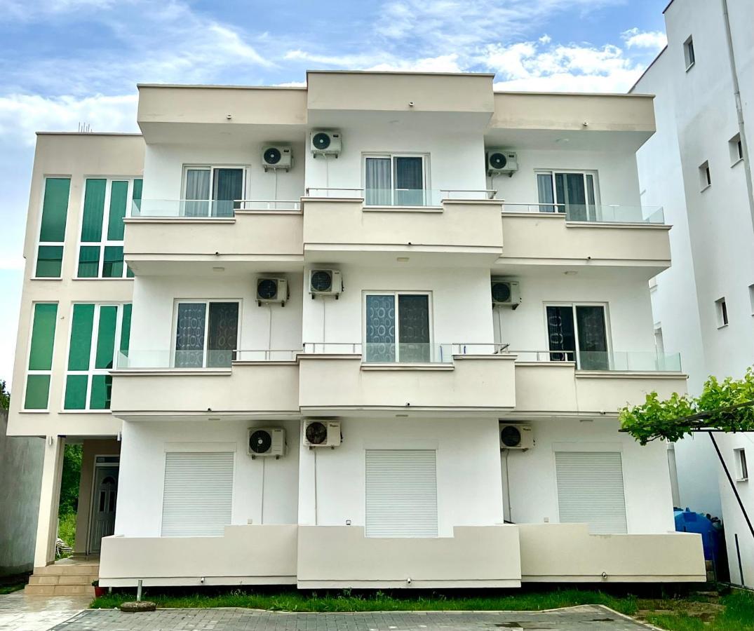 Apartments Duran Улцин Екстериор снимка