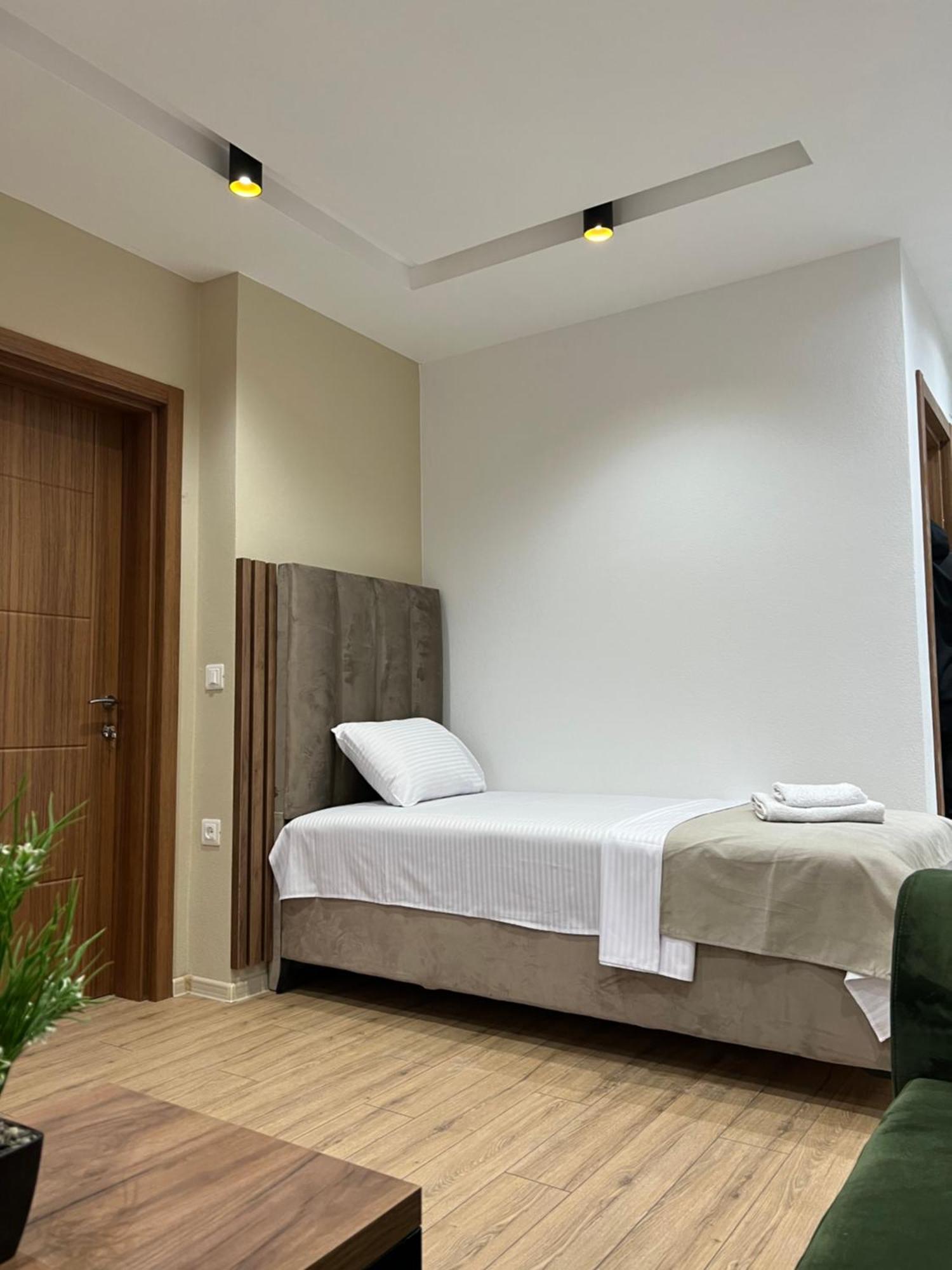 Apartments Duran Улцин Екстериор снимка
